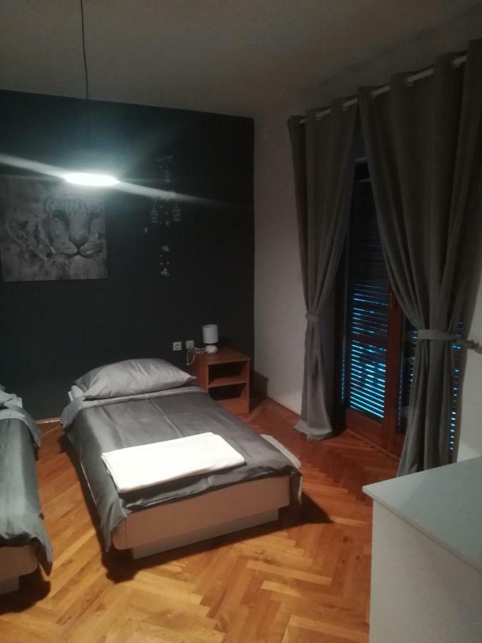 Apartmani Marin 武科瓦尔 外观 照片