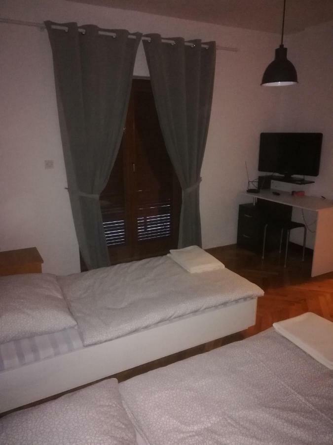 Apartmani Marin 武科瓦尔 外观 照片