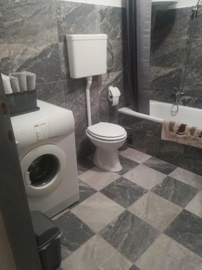 Apartmani Marin 武科瓦尔 外观 照片